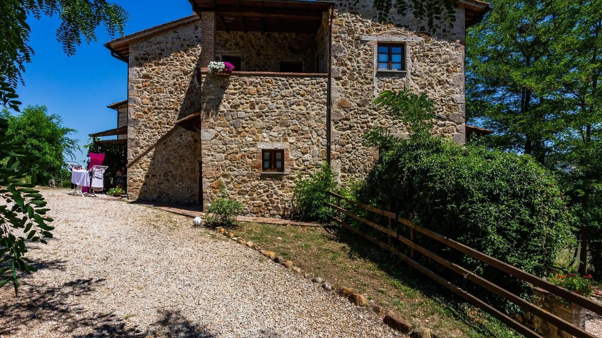 Scenic Apartment In Casole D Elsa With Pool Casole dʼElsa 0*,