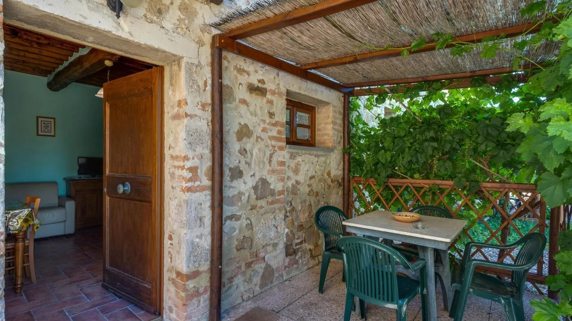 Scenic Apartment In Casole D Elsa With Pool Casole d'Elsa Italy