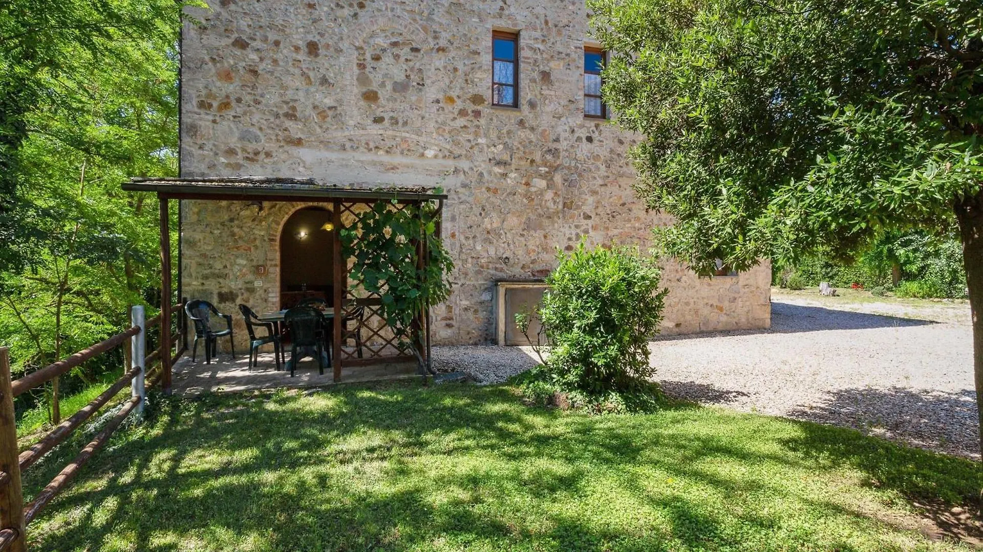 Scenic Apartment In Casole D Elsa With Pool Casole d'Elsa