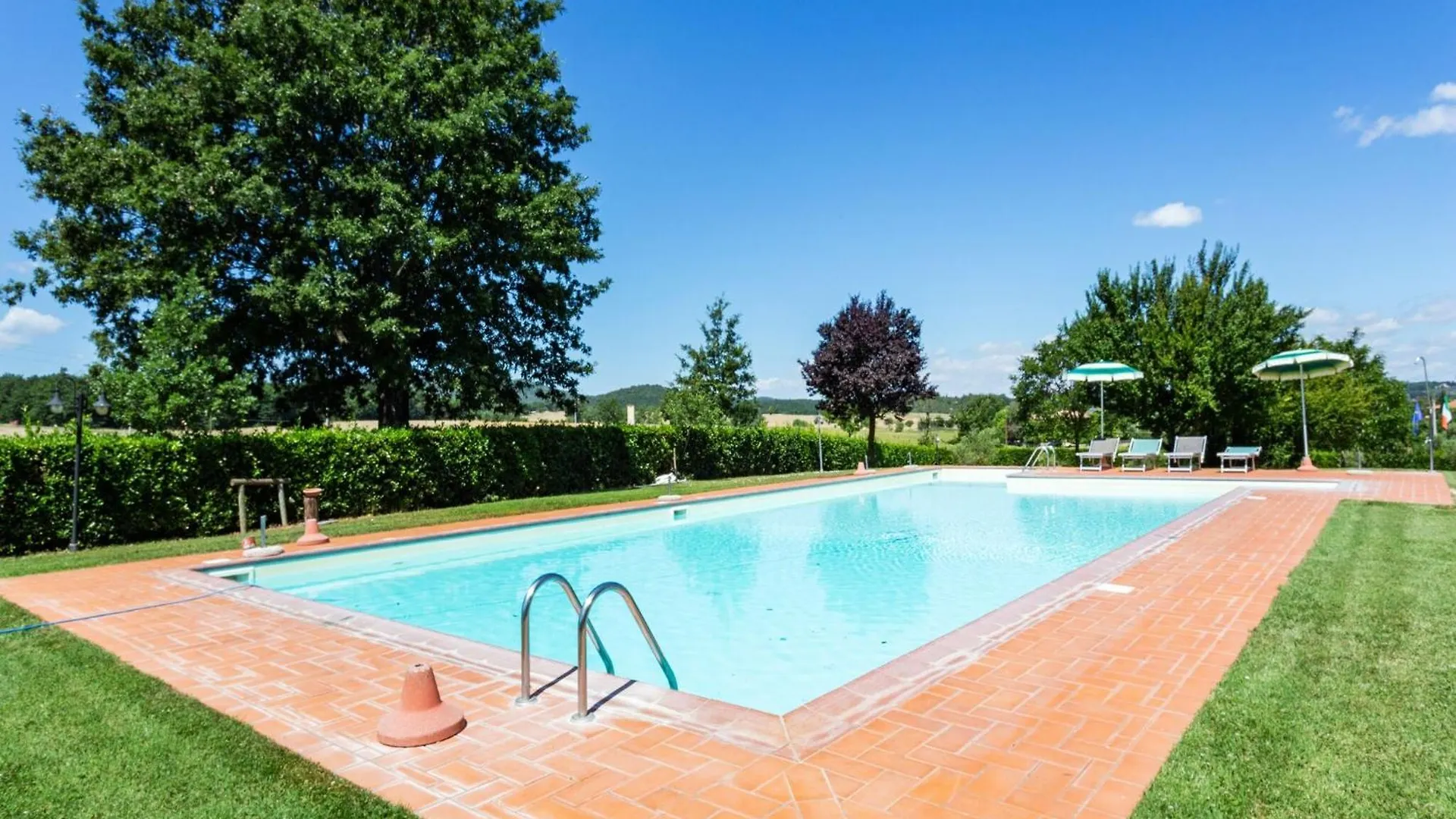 Scenic Apartment In Casole D Elsa With Pool Casole d'Elsa Italy